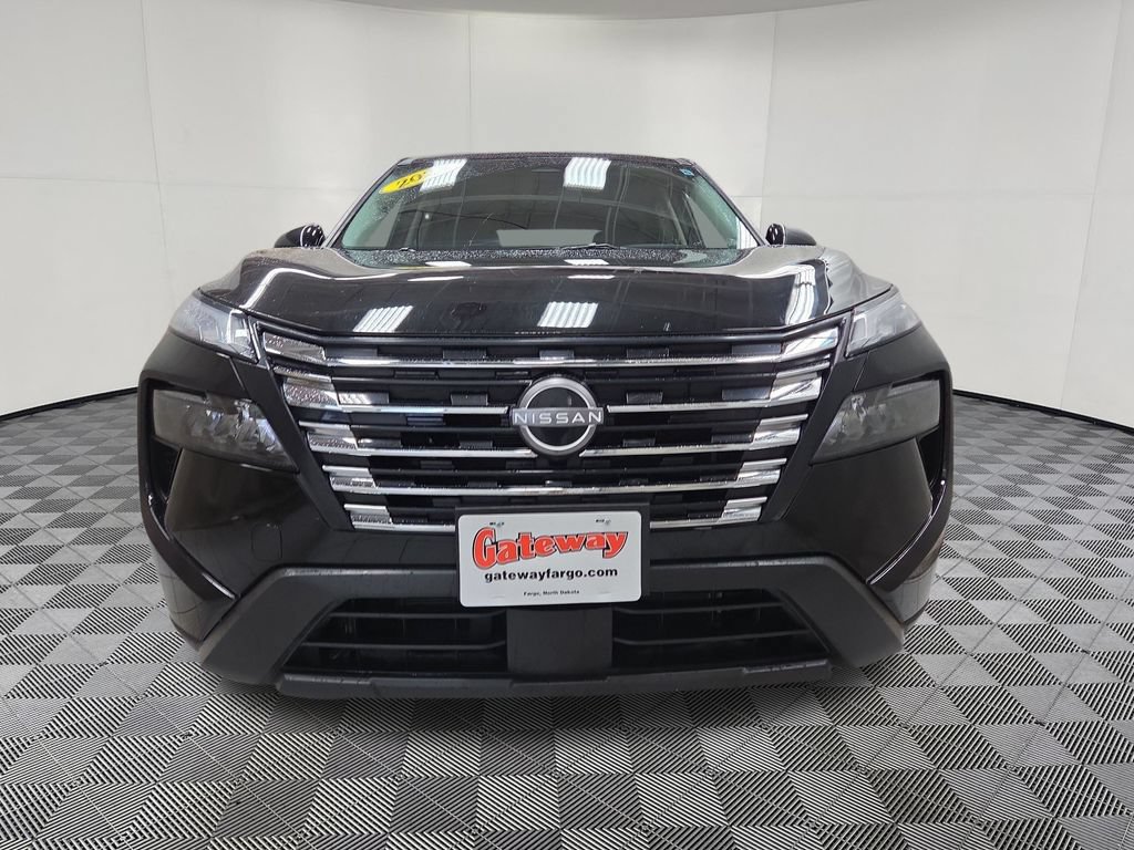 Used 2025 Nissan Rogue SV AWD/4WD image 5