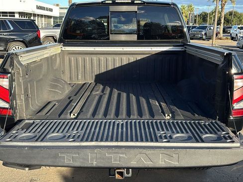 Used 2020 Nissan Titan SL w/ Moonroof Package image 7