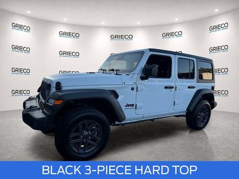 Used 2025 Jeep Wrangler Unlimited Sport AWD/4WD image 3