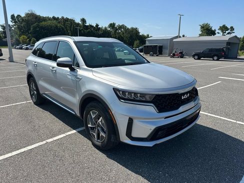 Used 2024 Kia Sorento EX FWD image 1