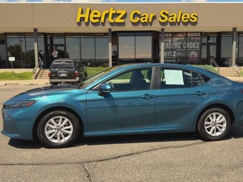 Used 2026 Toyota Camry LE FWD image 5