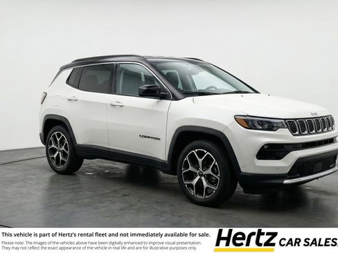 Used 2025 Jeep Compass Limited image 1