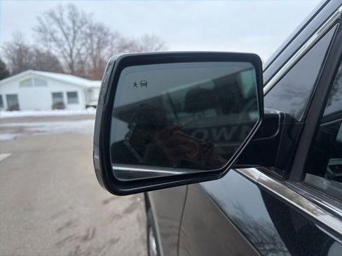 Used 2019 Chevrolet Tahoe Premier image 11