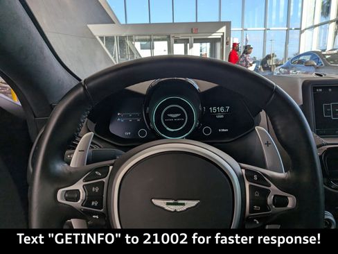 Used 2020 Aston Martin V8 Vantage Coupe image 26