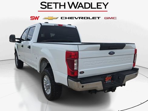 Used 2022 Ford F250 XLT w/ XLT Value Package AWD/4WD image 5