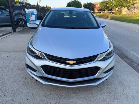 Used 2017 Chevrolet Cruze LT w/ Convenience Package FWD image 23