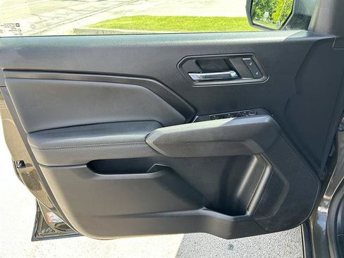 Certified 2023 Chevrolet Colorado LT AWD/4WD image 12