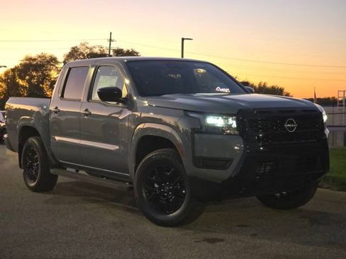 New 2026 Nissan Frontier SV image 2