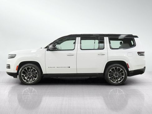 Used 2025 Jeep Grand Wagoneer Series II Obsidian w/ Quick Order Packagew 28T AWD/4WD image 2