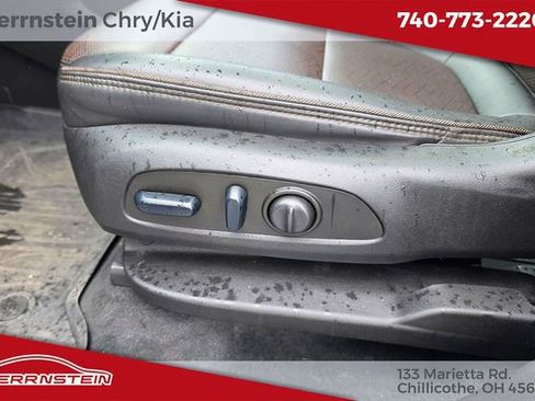 Used 2024 Chevrolet Traverse High Country image 18