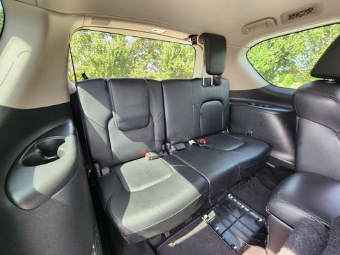 Used 2023 Nissan Armada SL w/ Captain's Chairs Package AWD/4WD image 15