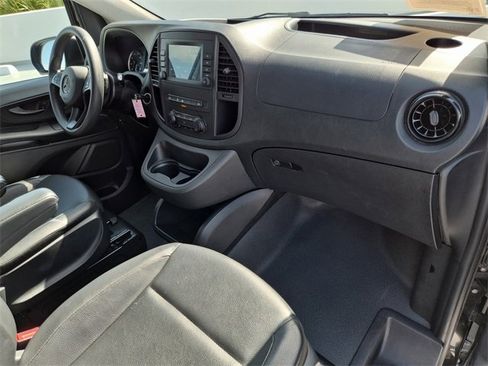 Used 2023 Mercedes-Benz Metris Passenger image 18