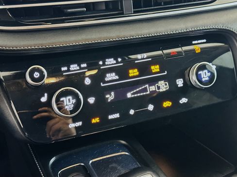 Used 2022 INFINITI QX60 Pure image 23