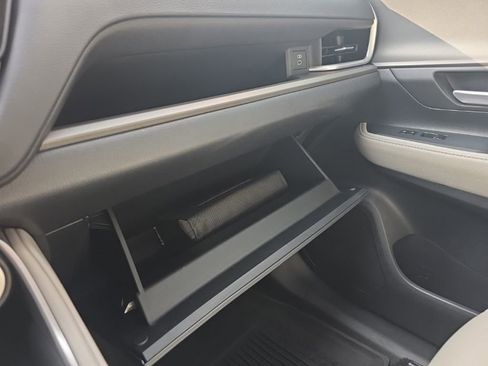 Used 2024 Toyota Grand Highlander XLE image 36