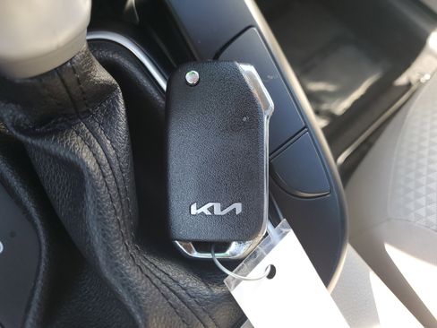 Used 2022 Kia Soul LX w/ Technology Package image 29