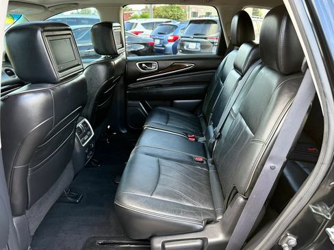 Used 2013 INFINITI JX35 AWD w/ Premium Pkg image 16