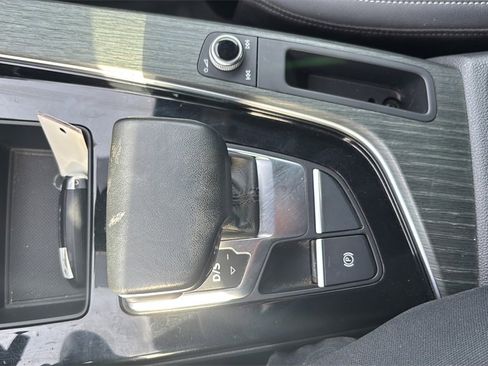 Used 2023 Audi A4 2.0T Premium w/ Convenience Package image 20