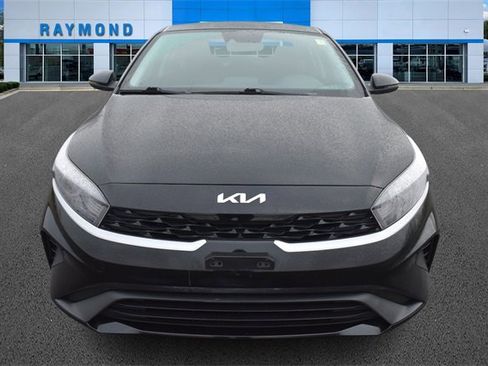 Certified 2023 Kia Forte LXS w/ LXS Technology Package image 8