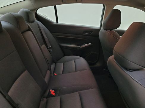 Used 2023 Nissan Altima 2.5 SV FWD image 19