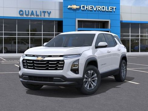 New 2026 Chevrolet Equinox LT w/ Safety and Technology Package FWD image 6