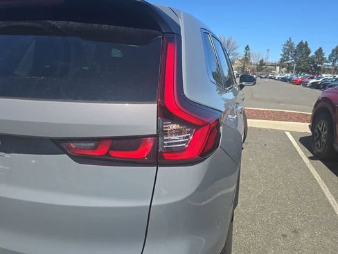 Used 2023 Honda CR-V EX-L image 11