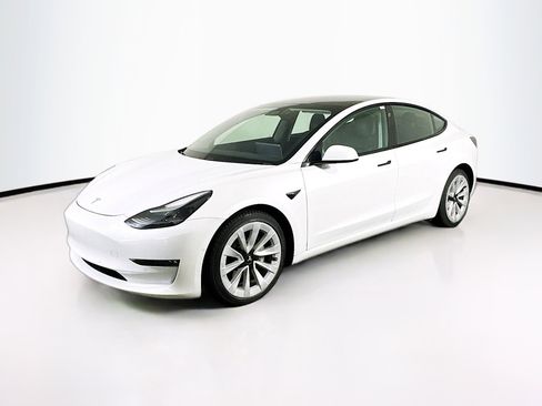 Used 2021 Tesla Model 3 Long Range image 3