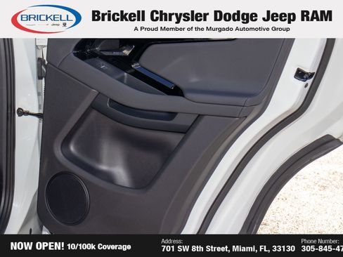 Used 2025 Land Rover Range Rover Evoque S AWD/4WD image 13