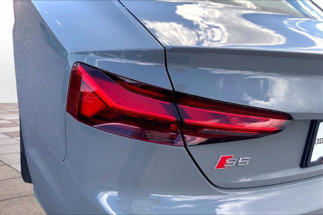 Used 2021 Audi S5 Premium Plus w/ Premium Plus AWD/4WD image 29