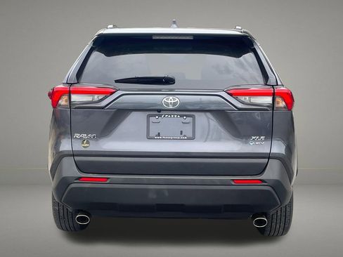 Used 2025 Toyota RAV4 XLE AWD/4WD image 4