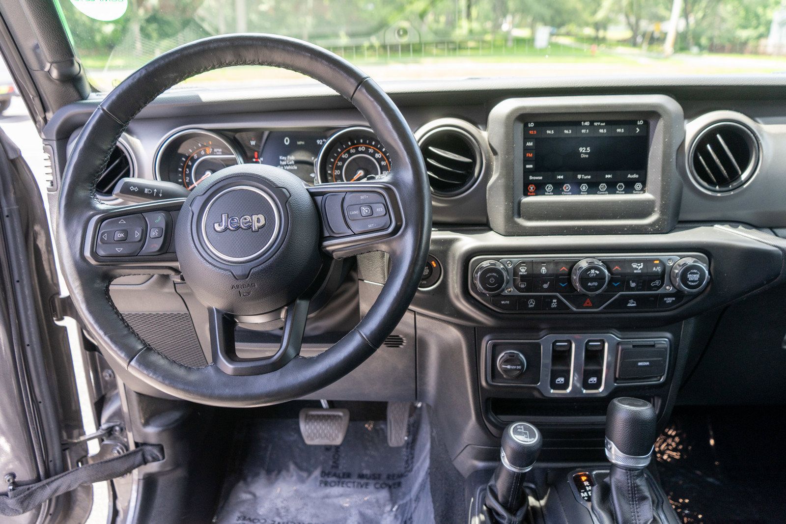 Used 2022 Jeep Wrangler Sport AWD/4WD image 12