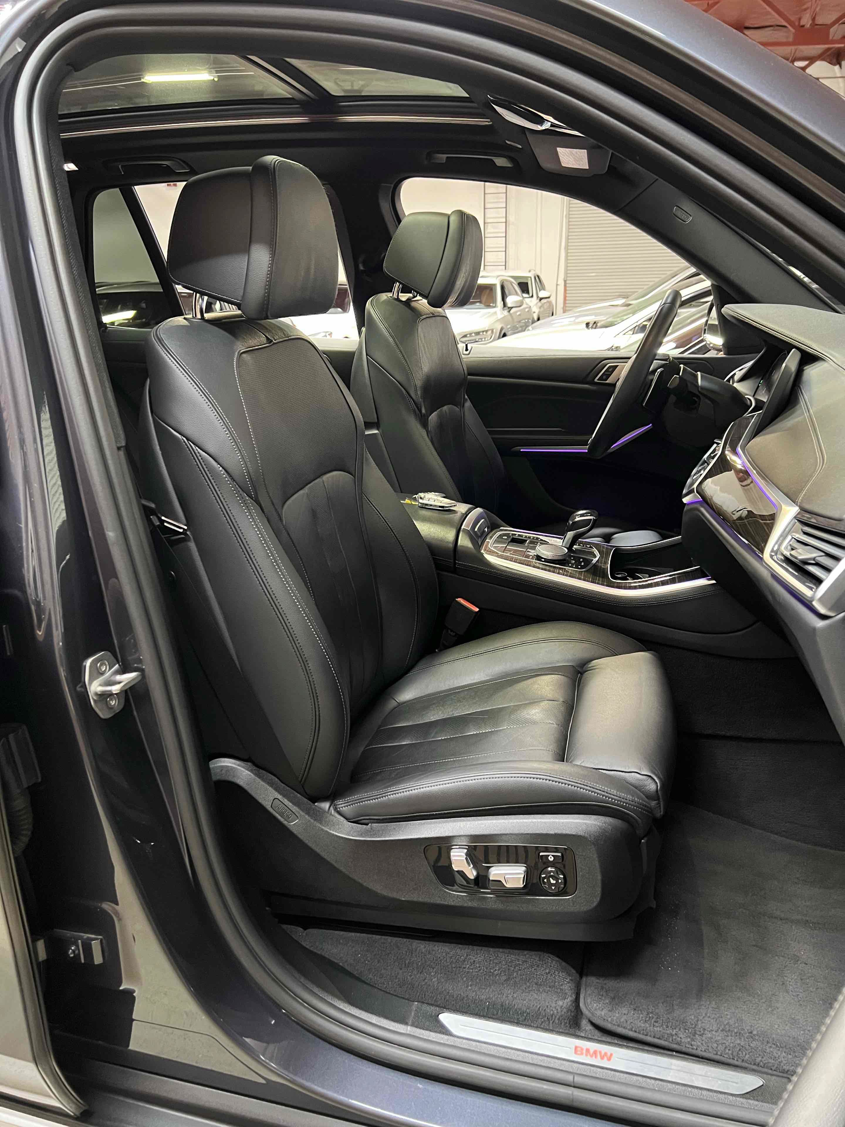 Used 2020 BMW X5 sDrive40i w/ Premium Package RWD image 38