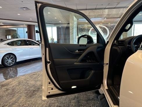 New 2026 Lexus LX 700h Luxury w/ Appearance Package image 10