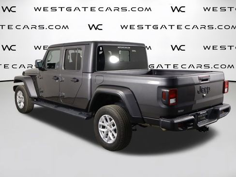 Used 2023 Jeep Gladiator Sport AWD/4WD image 45