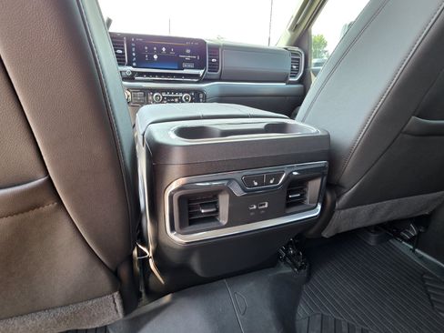 Certified 2026 Chevrolet Silverado 2500 LTZ w/ LTZ Premium Package AWD/4WD image 21