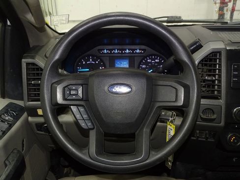 Used 2018 Ford F550 2WD Crew Cab Super Duty image 14