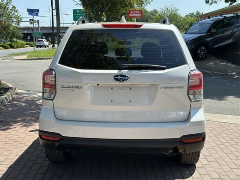 Used 2018 Subaru Forester 2.5i w/ Alloy Wheel Package image 25
