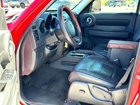 Used 2011 Dodge Nitro Heat image 10