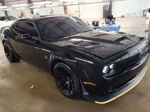 Used 2023 Dodge Challenger R/T Scat Pack RWD image 4