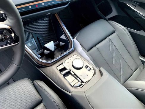 New 2026 BMW X3 xDrive30 w/ Convenience Package image 7