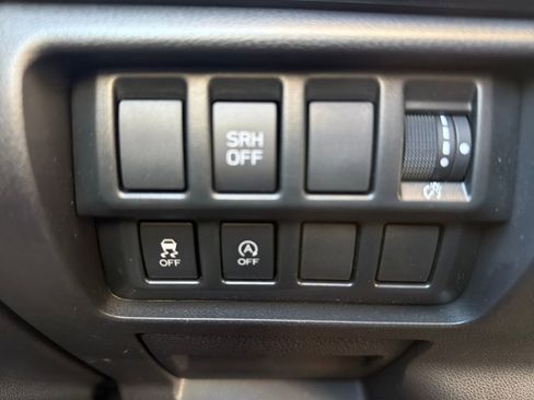 Certified 2023 Subaru Forester Base image 47