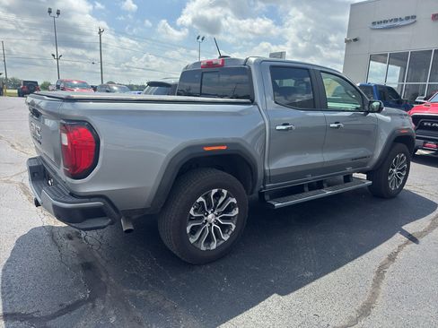 Used 2025 GMC Canyon Denali AWD/4WD image 6