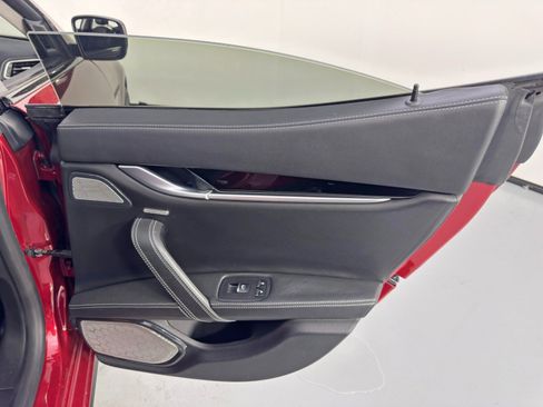 Used 2016 Maserati Ghibli S Q4 image 42