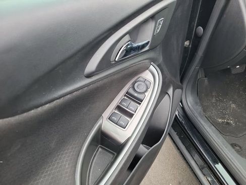 Used 2024 Chevrolet Malibu LT FWD image 11