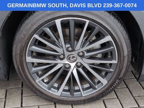 Used 2024 Lexus ES 350 w/ Premium Package FWD image 12