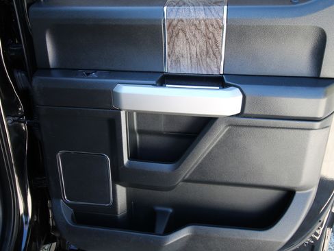 Used 2019 Ford F350 Lariat w/ Lariat Ultimate Package image 43