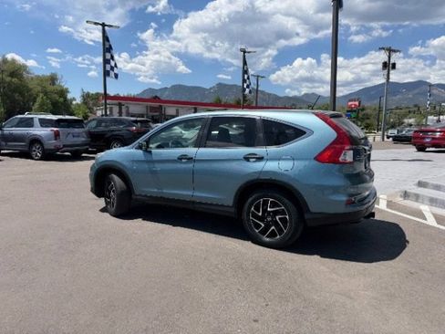 Used 2016 Honda CR-V SE image 4