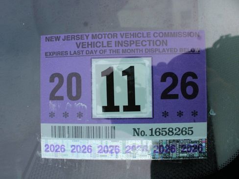 Used 2011 Subaru Outback 3.6R Limited image 17