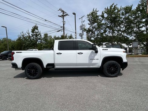New 2026 Chevrolet Silverado 2500 LTZ w/ Trail Boss Package AWD/4WD image 2