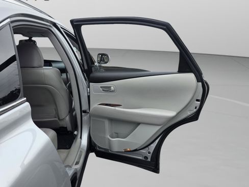 Used 2010 Lexus RX 350 2WD image 21