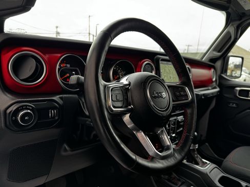 Used 2023 Jeep Wrangler Unlimited Rubicon w/ Cold Weather Group image 17